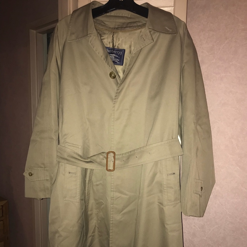 Burberry Men’s Trench coat